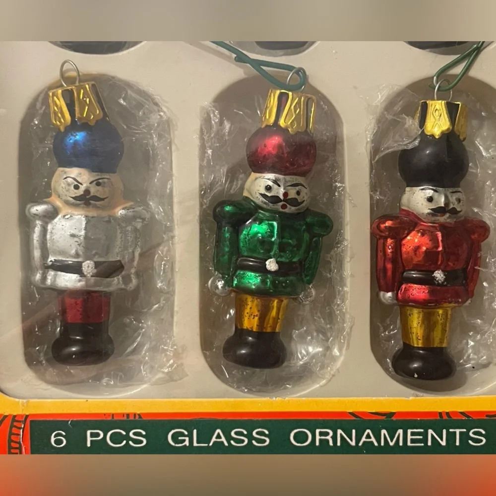 Kurt Adler Mini Glass Nutcracker and Presents  Christmas Ornaments 2